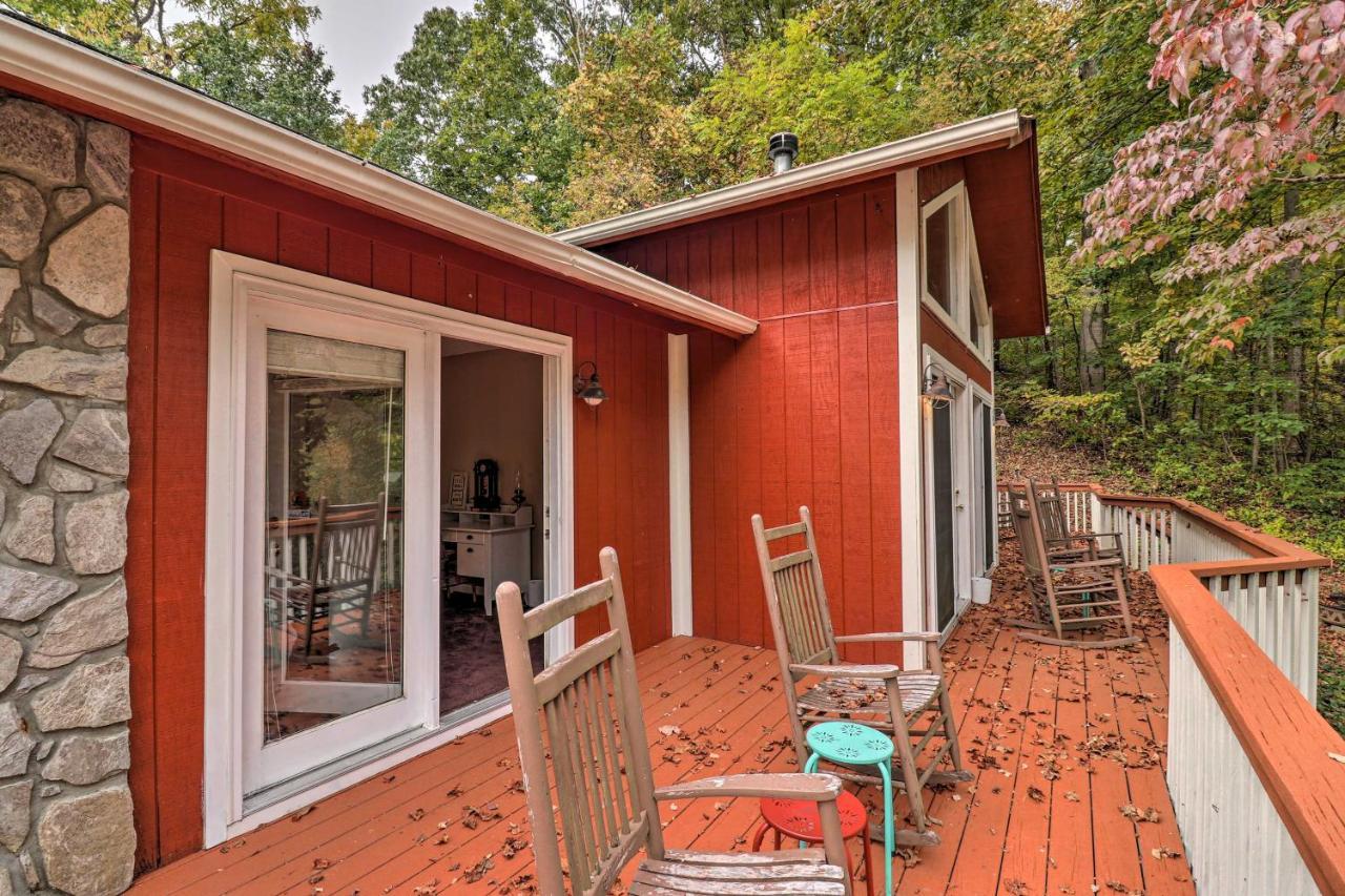Rustic Red Cabin With Deck In Maggie Valley Club! Zewnętrze zdjęcie