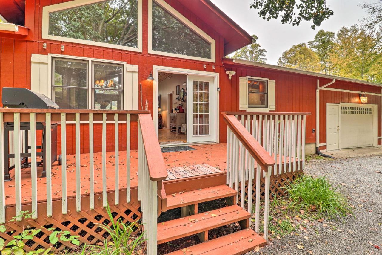 Rustic Red Cabin With Deck In Maggie Valley Club! Zewnętrze zdjęcie